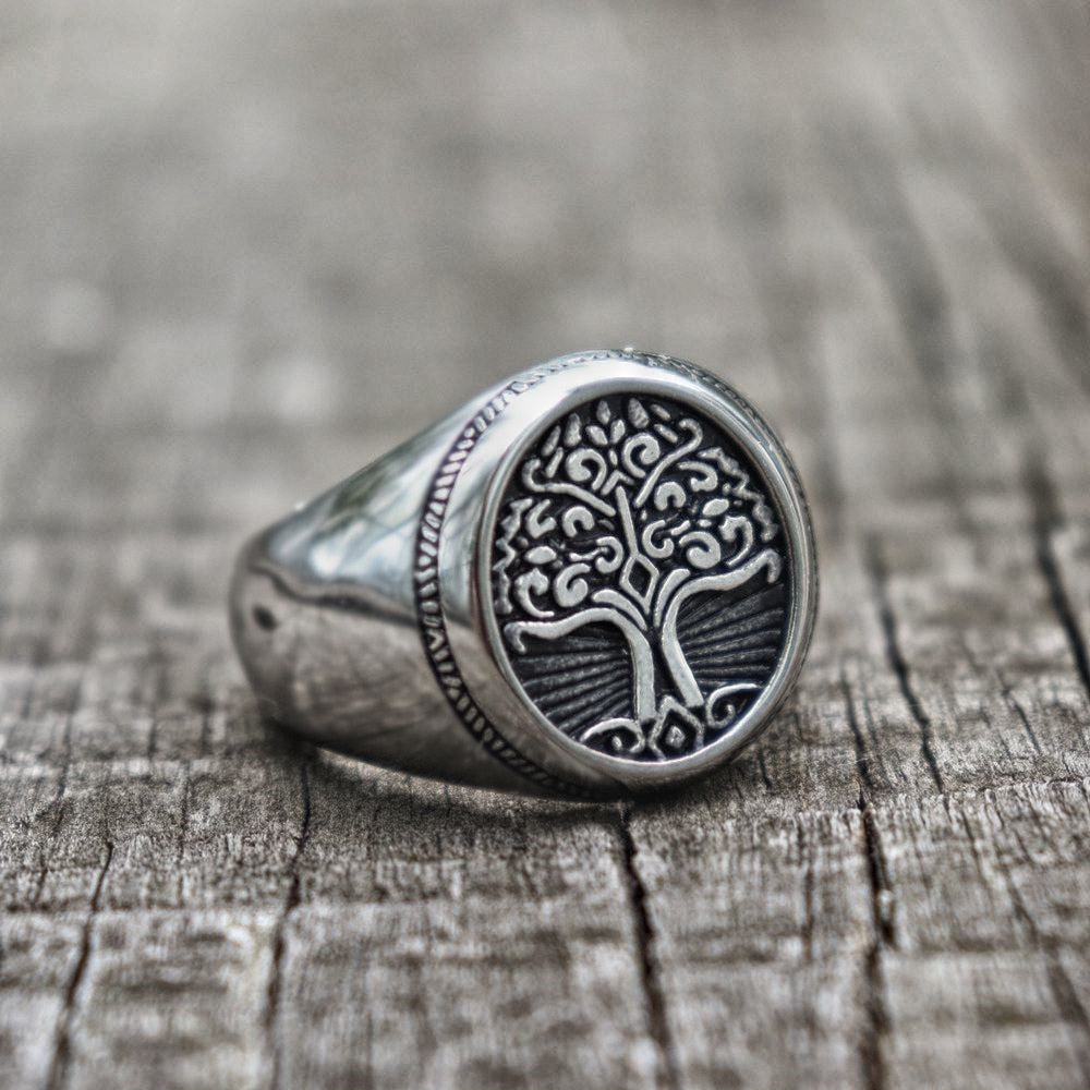 EYHIMD Stainless Steel Tree of Life Signet Ring